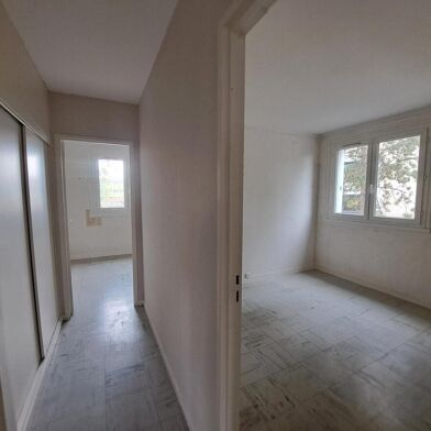 Appartement 6 pièces 179639 €