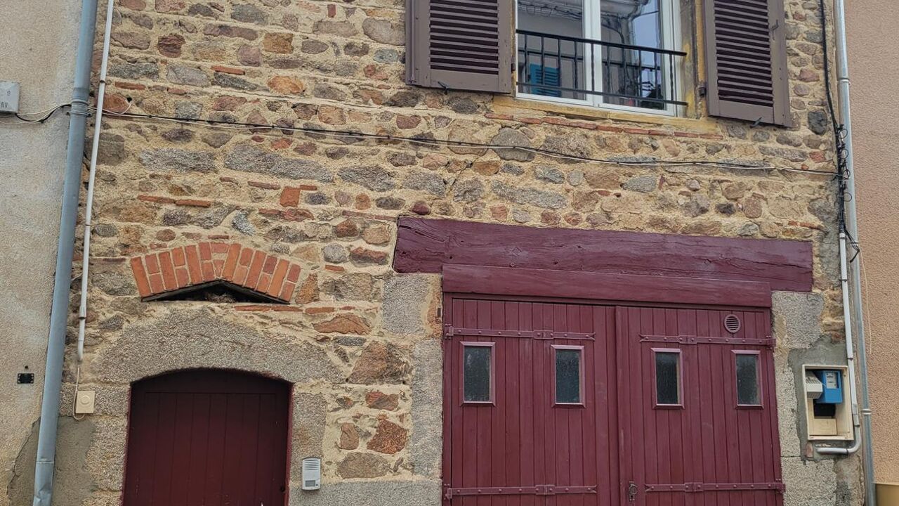 immeuble  pièces 170 m2 à vendre à Renaison (42370)