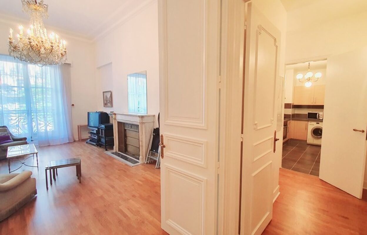 appartement 2 pièces 85 m2 à vendre à Paris 8 (75008)