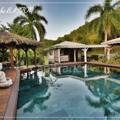 Maison 6 pièces 749000 €