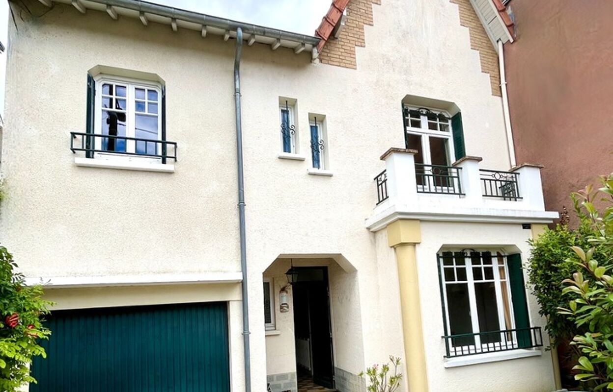 maison 6 pièces 138 m2 à vendre à Orléans (45000)