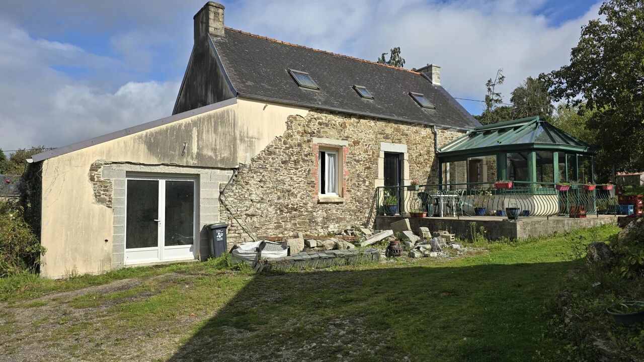 maison 6 pièces 95 m2 à vendre à Carhaix-Plouguer (29270)