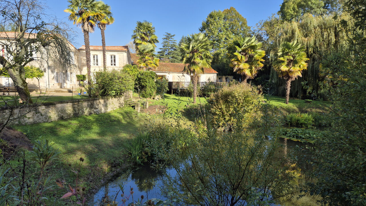 maison 8 pièces 251 m2 à vendre à Chaniers (17610)