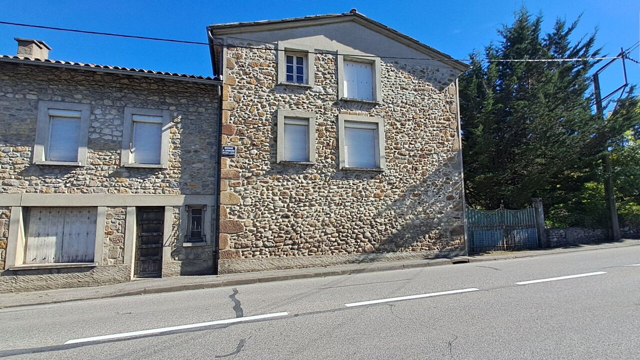 maison 23 pièces 611 m2 à vendre à Lavelanet (09300)