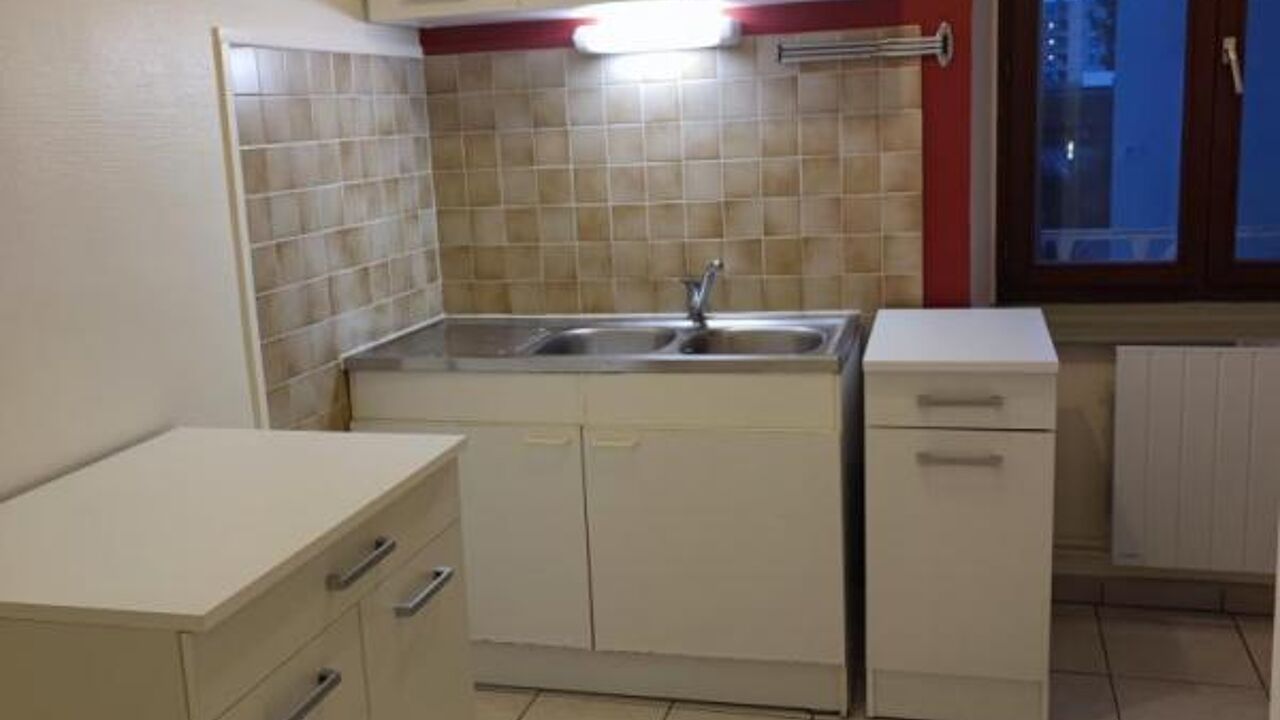 appartement 2 pièces 46 m2 à louer à Grenoble (38000)