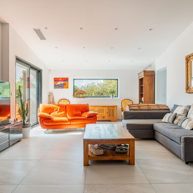 Maison 6 pièces 936000 €