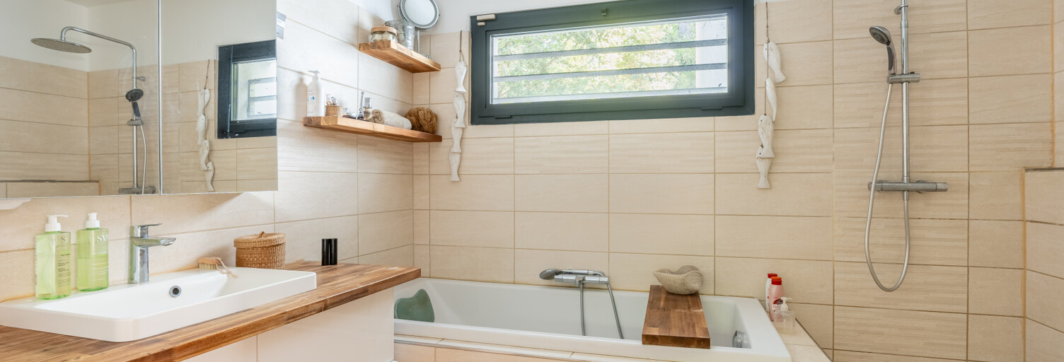 Maison 6 Pièces 208 m² à vendre à Aubagne (13400)