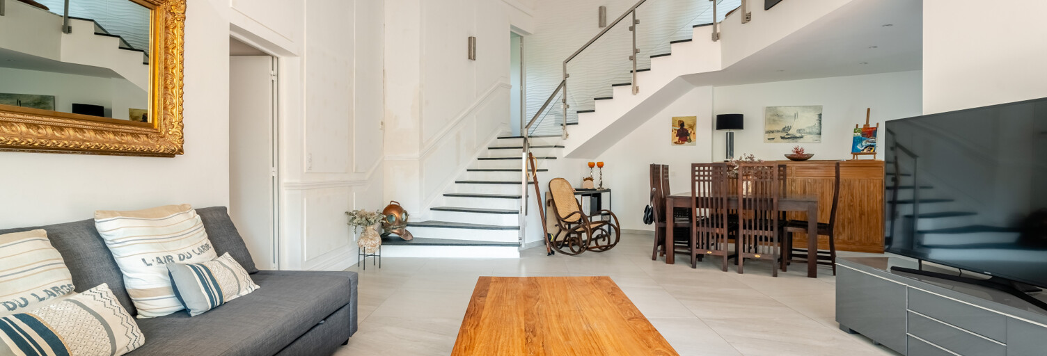 Maison 6 Pièces 208 m² à vendre à Aubagne (13400)