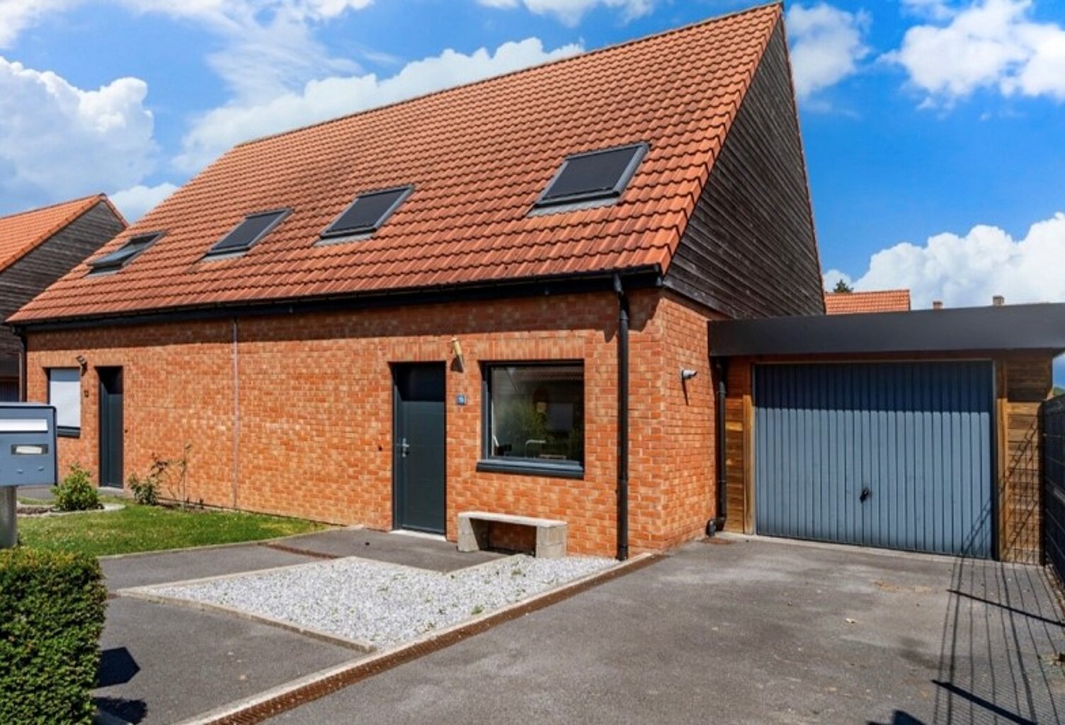 Maison 4 pièces, CRESPIN — photo 1