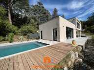 Villa — photo 3