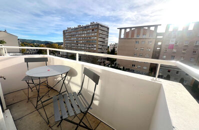 location appartement 785 € CC /mois à proximité de Le Puy-Sainte-Réparade (13610)