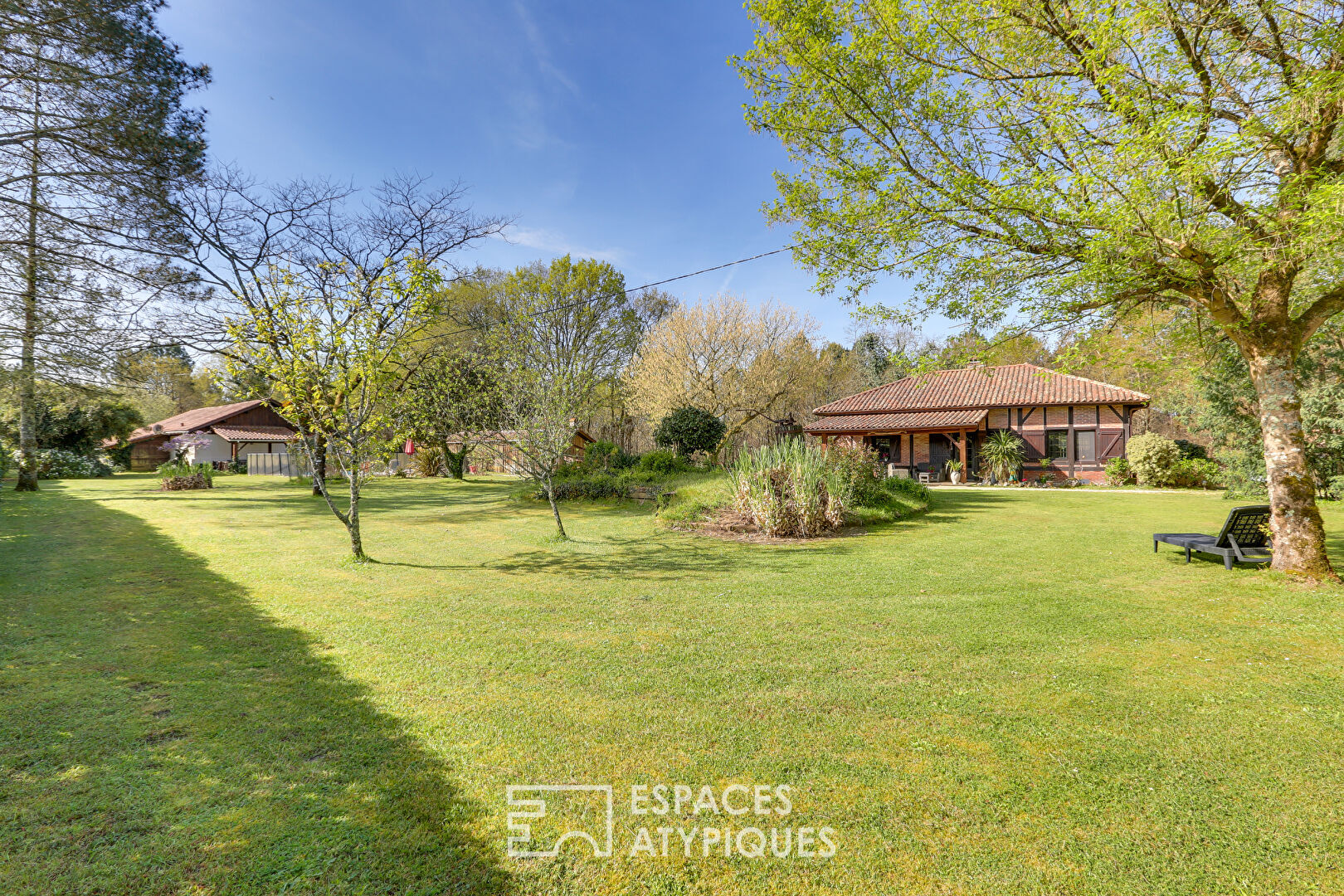 Villa / Maison  T10 à vendre Magescq 40140