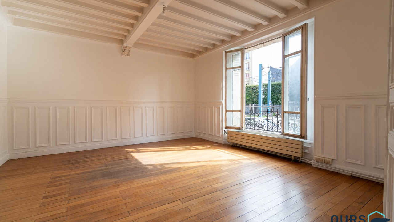 appartement 5 pièces 134 m2 à vendre à Saint-Denis (93200)