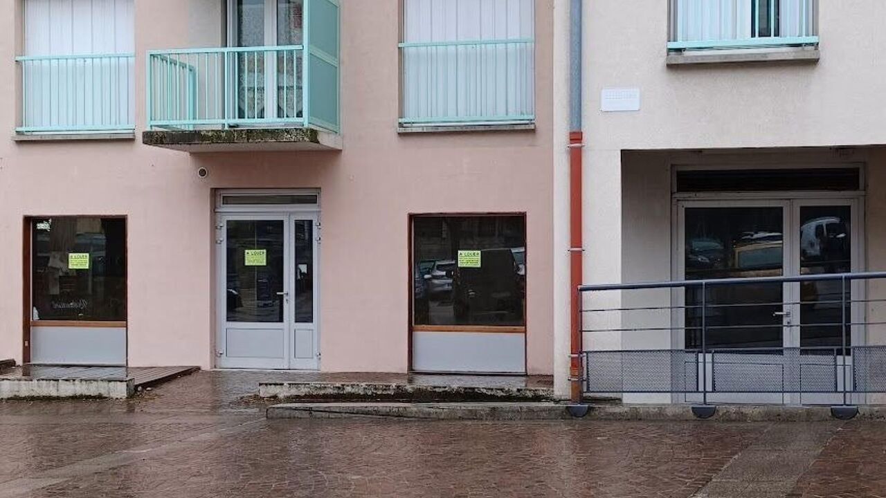 commerce 2 pièces 110 m2 à vendre à Saint-Jean-de-Maurienne (73300)