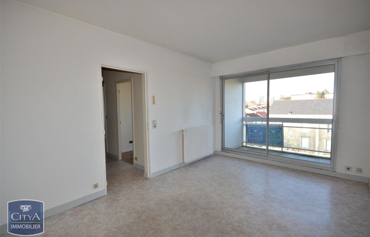 appartement 2 pièces 45 m2 à louer à Cholet (49300)