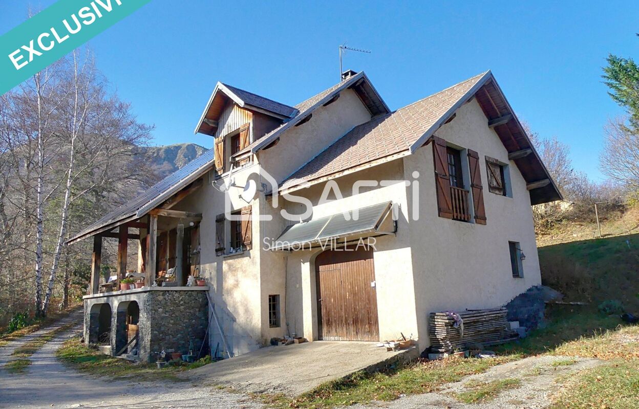 maison 5 pièces 148 m2 à vendre à Le Noyer (05500)