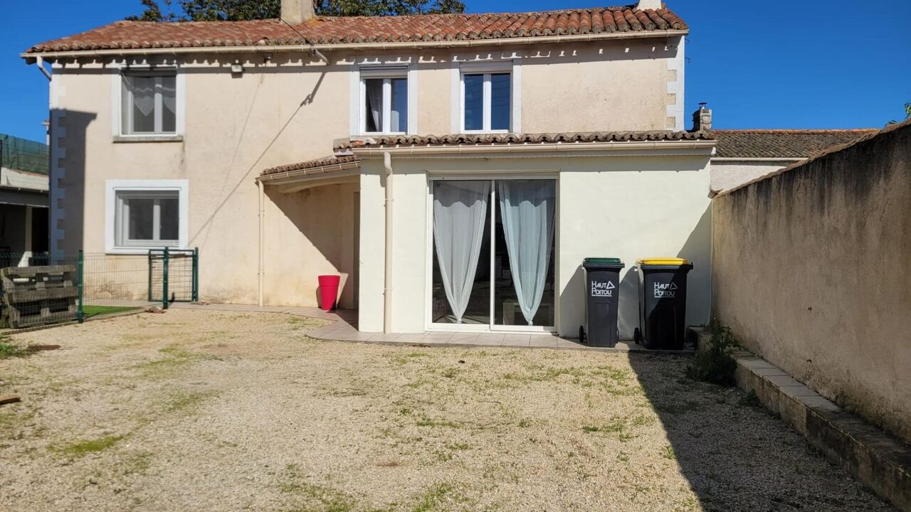 maison 6 pièces 198 m2 à vendre à Maillé (86190)