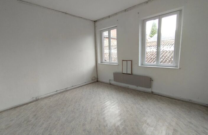 Vente immeuble   Fourmies (59610) — photo 2