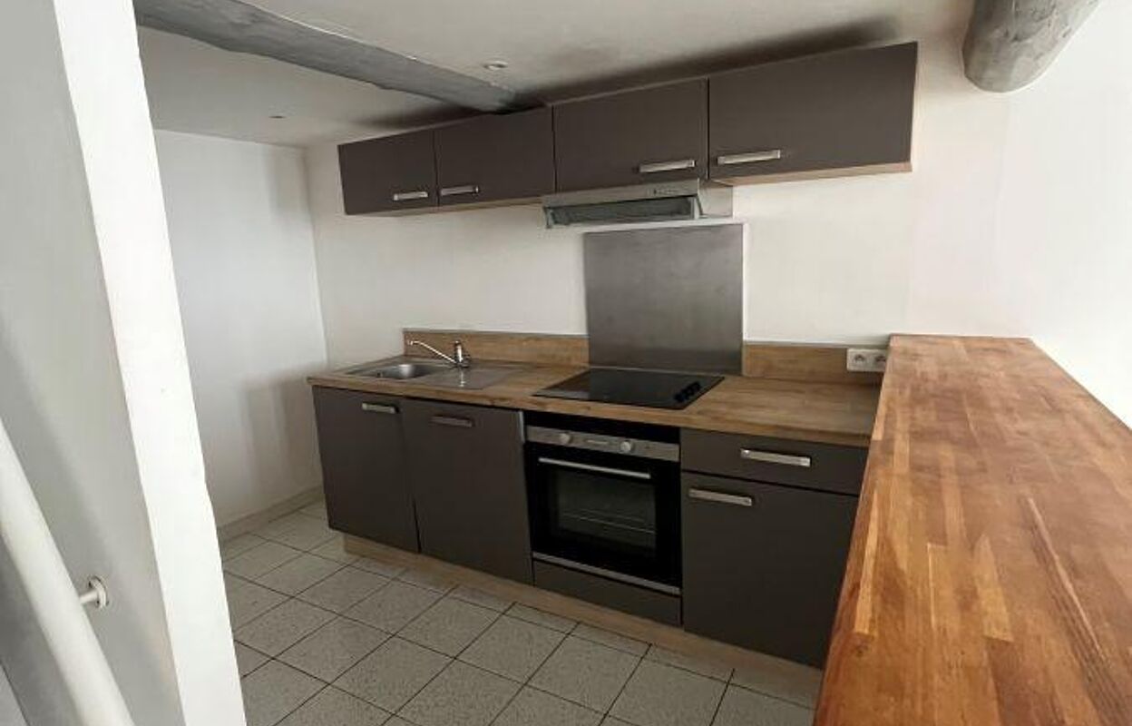 appartement 3 pièces 50 m2 à louer à Nîmes (30900)