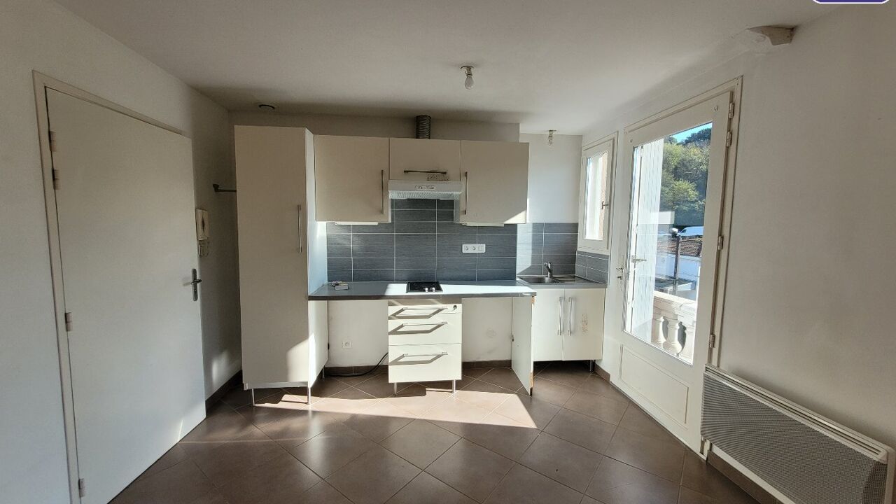 appartement 2 pièces 39 m2 à louer à Saint-Girons (09200)