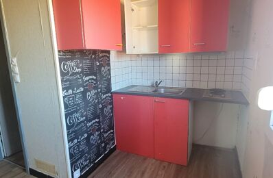 location appartement 435 € CC /mois à proximité de Louvroil (59720)