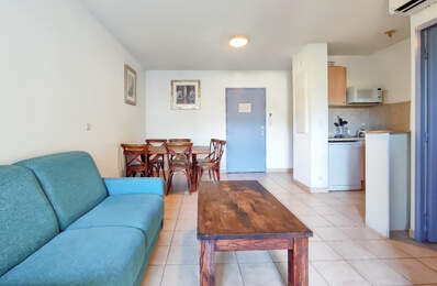 A VENDRE - Appartement T3 avec balcon, sur Uzès (parking et p... — photo du bien
