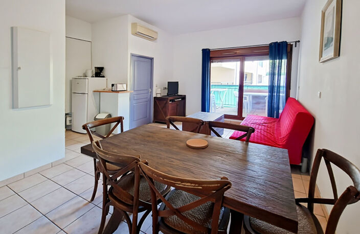 A VENDRE - Appartement T3 avec balcon, sur Uzès (parking et p... — photo 4