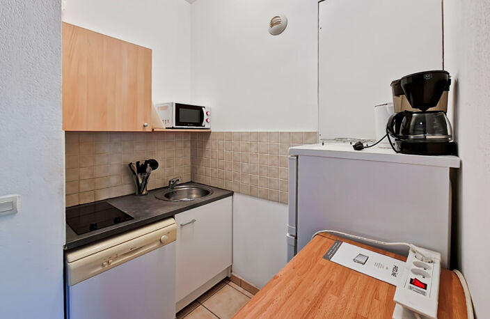 A VENDRE - Appartement T3 avec balcon, sur Uzès (parking et p... — photo 5