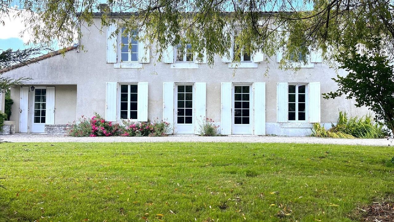 maison 6 pièces 144 m2 à vendre à Sainte-Sévère (16200)