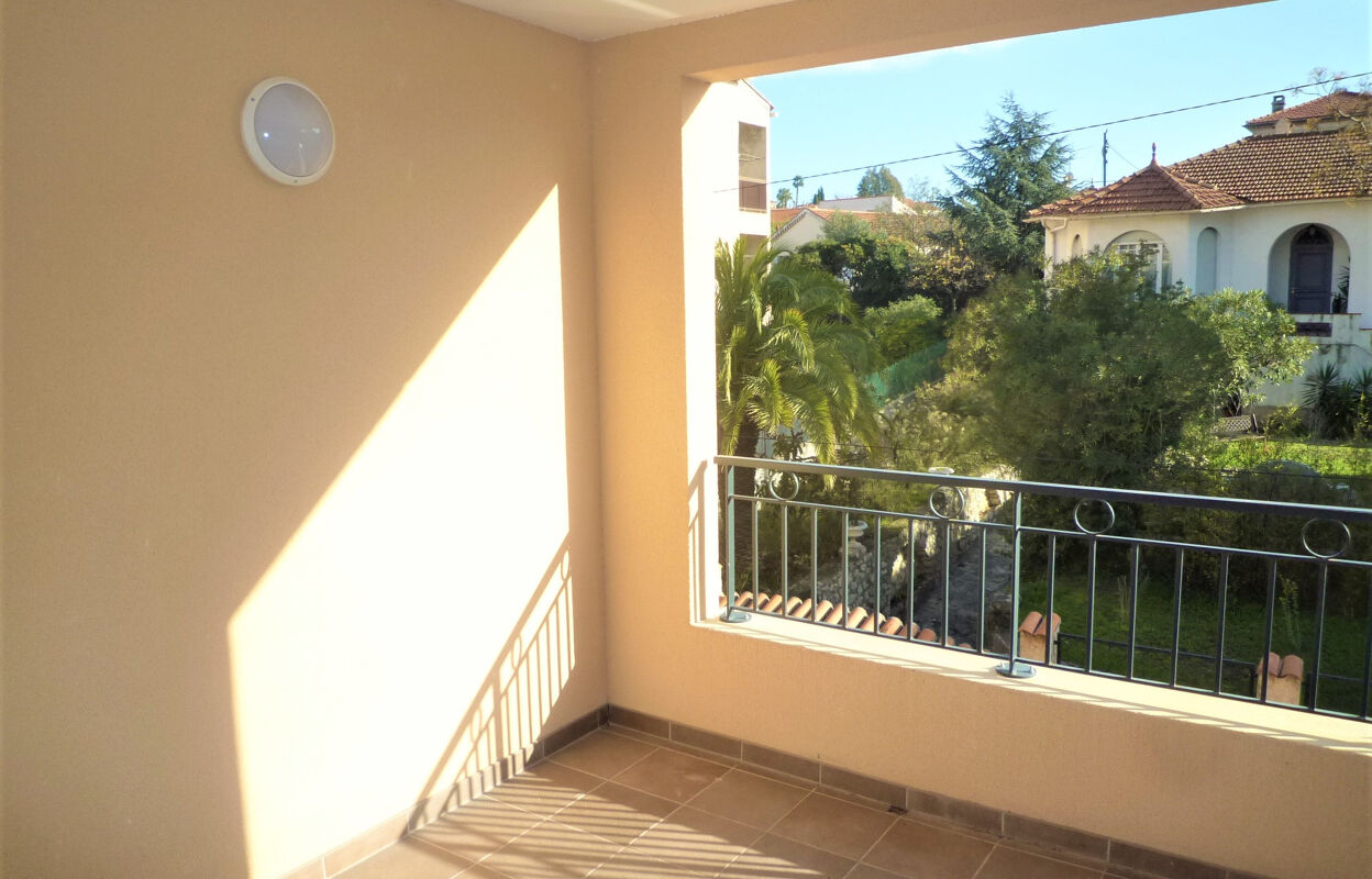 appartement 3 pièces 65 m2 à louer à Toulon (83000)