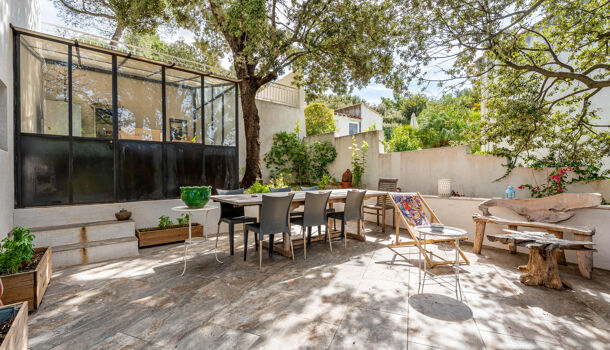 Villa / Maison 6 pièces  à vendre Aubagne 13400