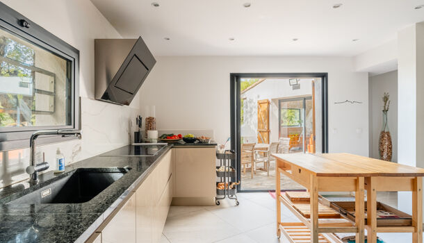 Villa / Maison 6 pièces  à vendre Aubagne 13400