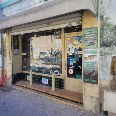 Commerce  224700 €