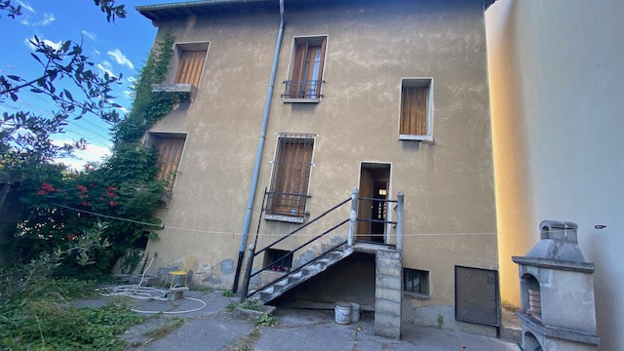 maison 8 pièces 139 m2 à vendre à Nîmes (30000)