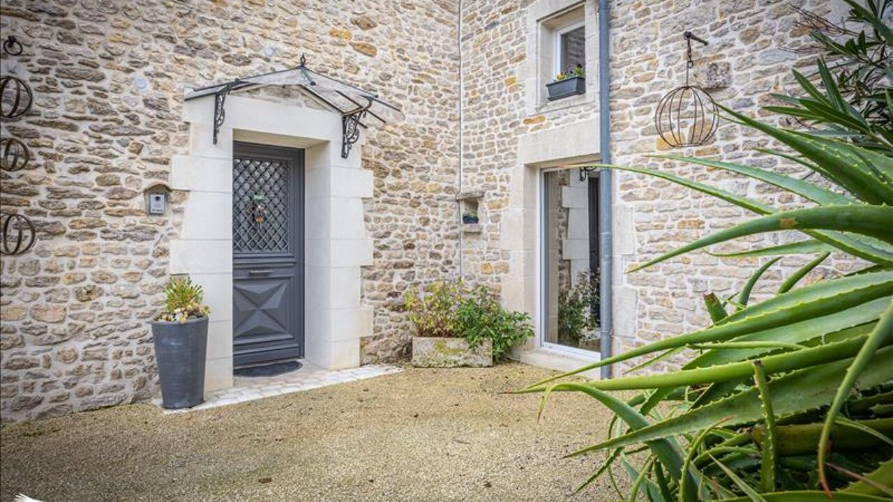 maison 6 pièces 141 m2 à vendre à Saint-Crépin (17380)