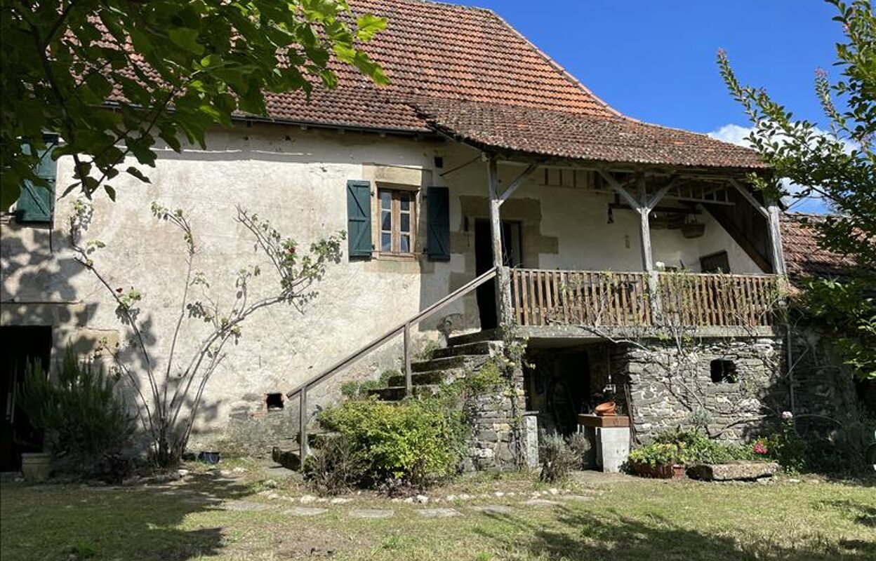 maison 5 pièces 106 m2 à vendre à Leyme (46120)