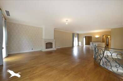 Maison 10 pièces 400000 €