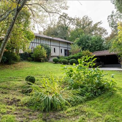 Maison 5 pièces 275600 €