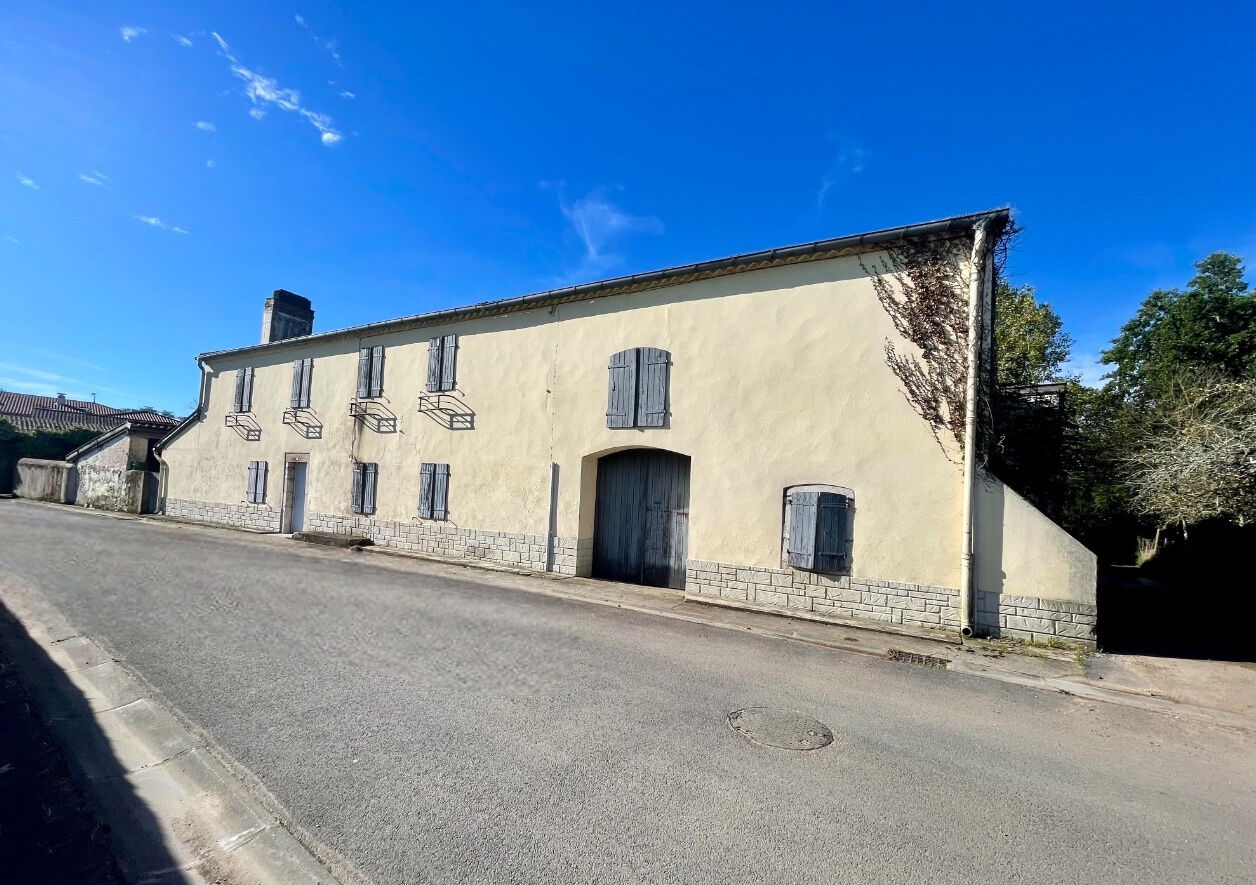 Villa / Maison 6 pièces  à vendre Sauveterre-de-Béarn 64390