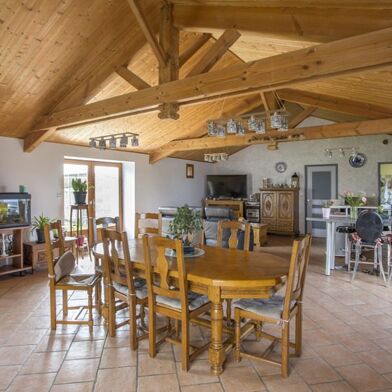 Maison 6 pièces 275600 €