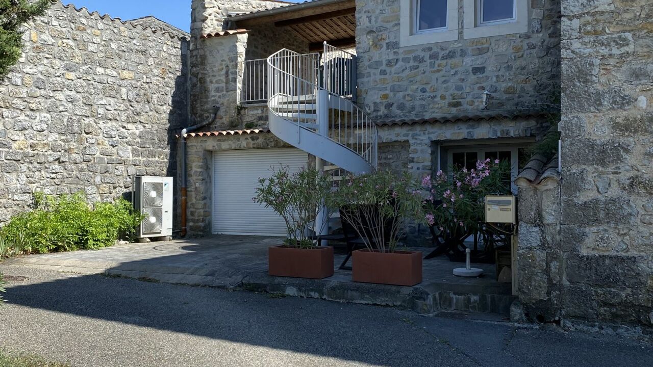 maison 4 pièces 102 m2 à louer à Grospierres (07120)