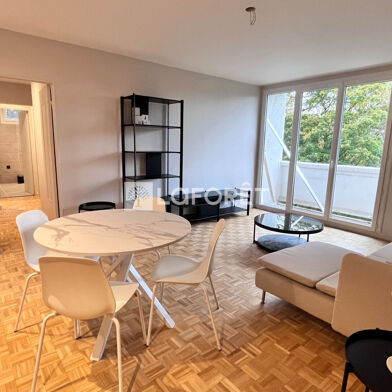 Appartement 4 pièces 1900 €