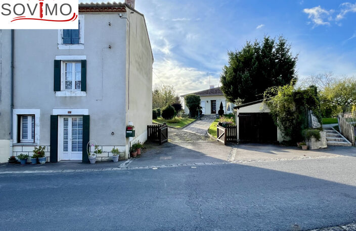 CENTRE BOURG, ENSEMBLE IMMOBILIER : AGREABLE PAVILLON DE 197 — photo 5