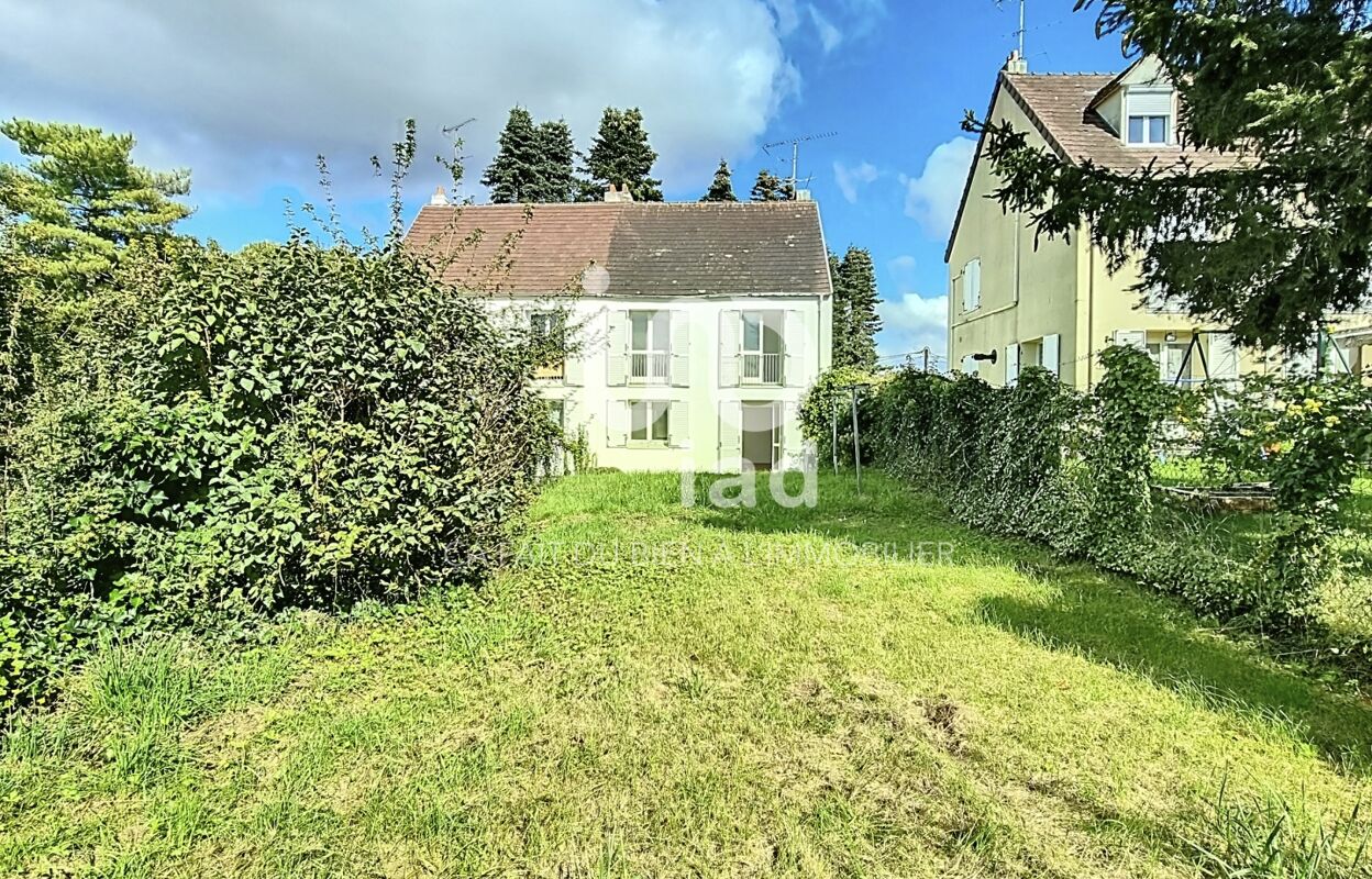 maison 4 pièces 82 m2 à vendre à Donnemarie-Dontilly (77520)