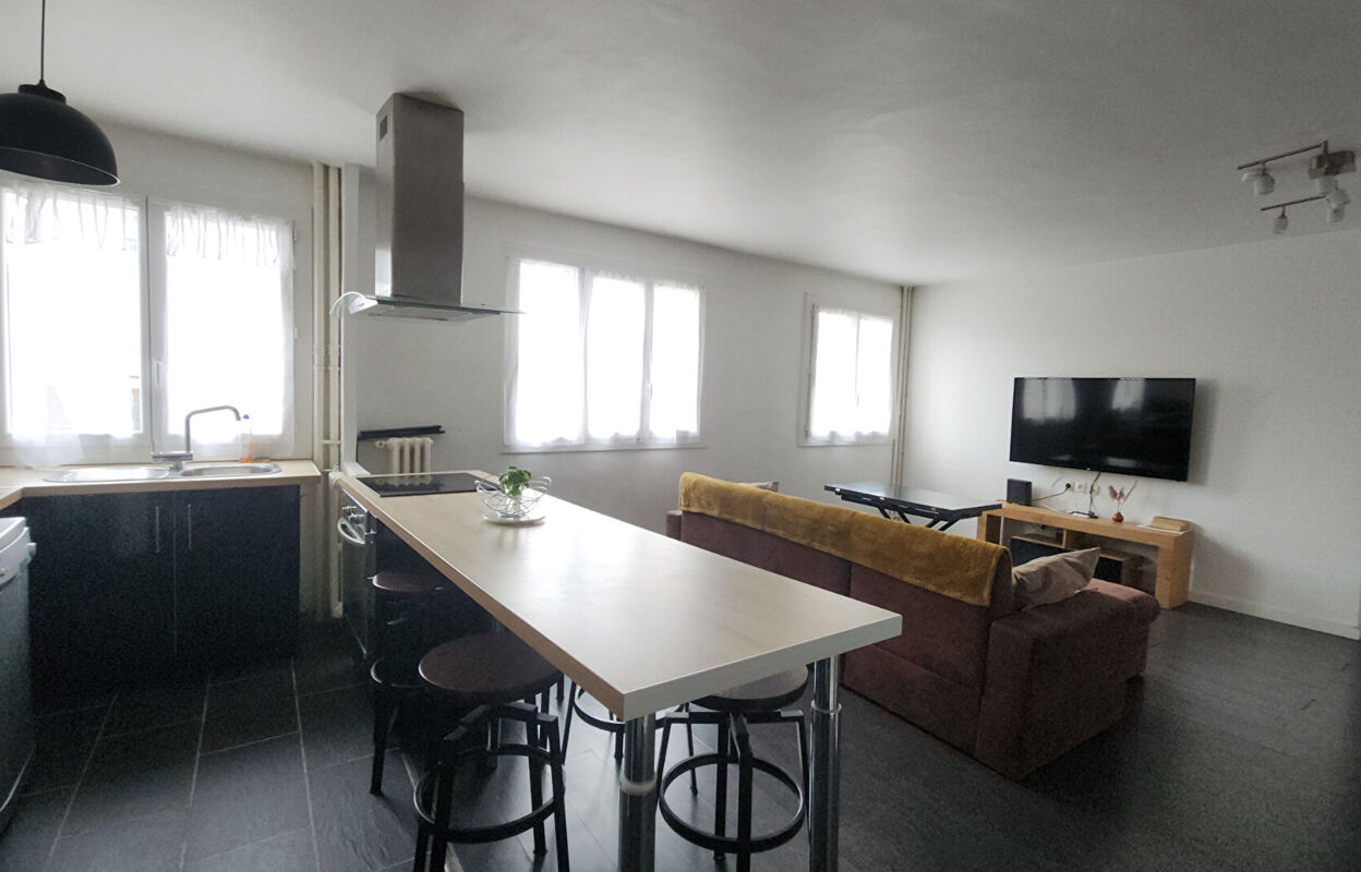 appartement 3 pièces 59 m2 à vendre à Marseille 2 (13002)