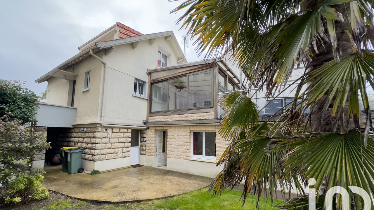 maison 5 pièces 112 m2 à vendre à Le Plessis-Robinson (92350)