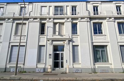 vente bureau 145 000 € à proximité de Genay (69730)