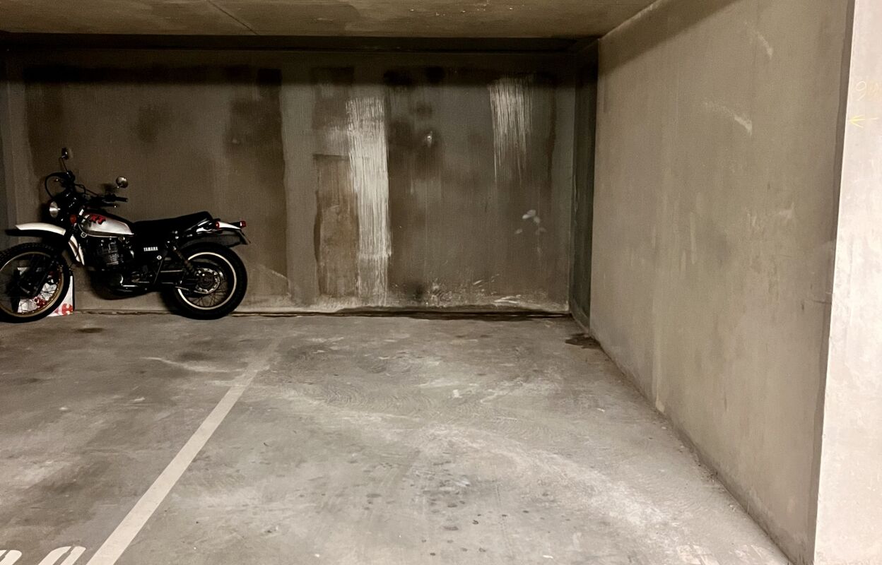 garage  pièces 12 m2 à vendre à La Rochelle (17000)