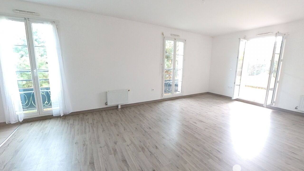 appartement 4 pièces 83 m2 à vendre à Saint-Pierre-du-Perray (91280)