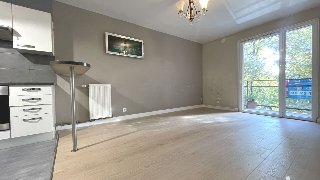 appartement 3 pièces 56 m2 à vendre à Vigneux-sur-Seine (91270)